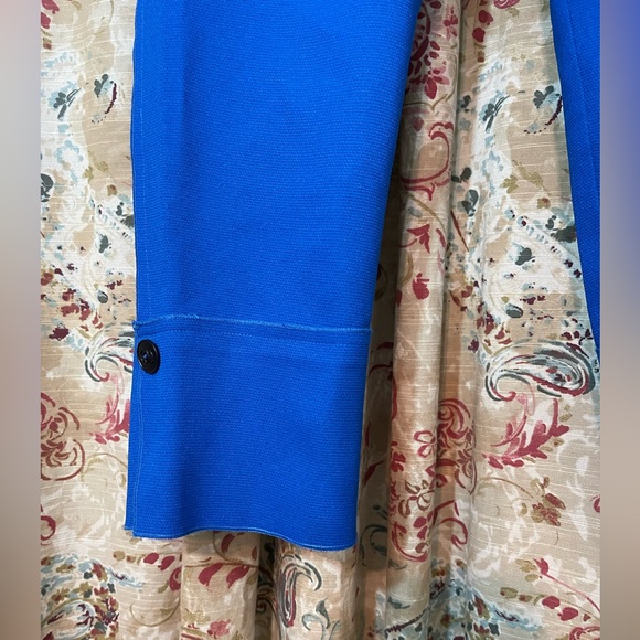 Elise Royal Blue Light Weight Capri Pants SZ M - Picture 5 of 8